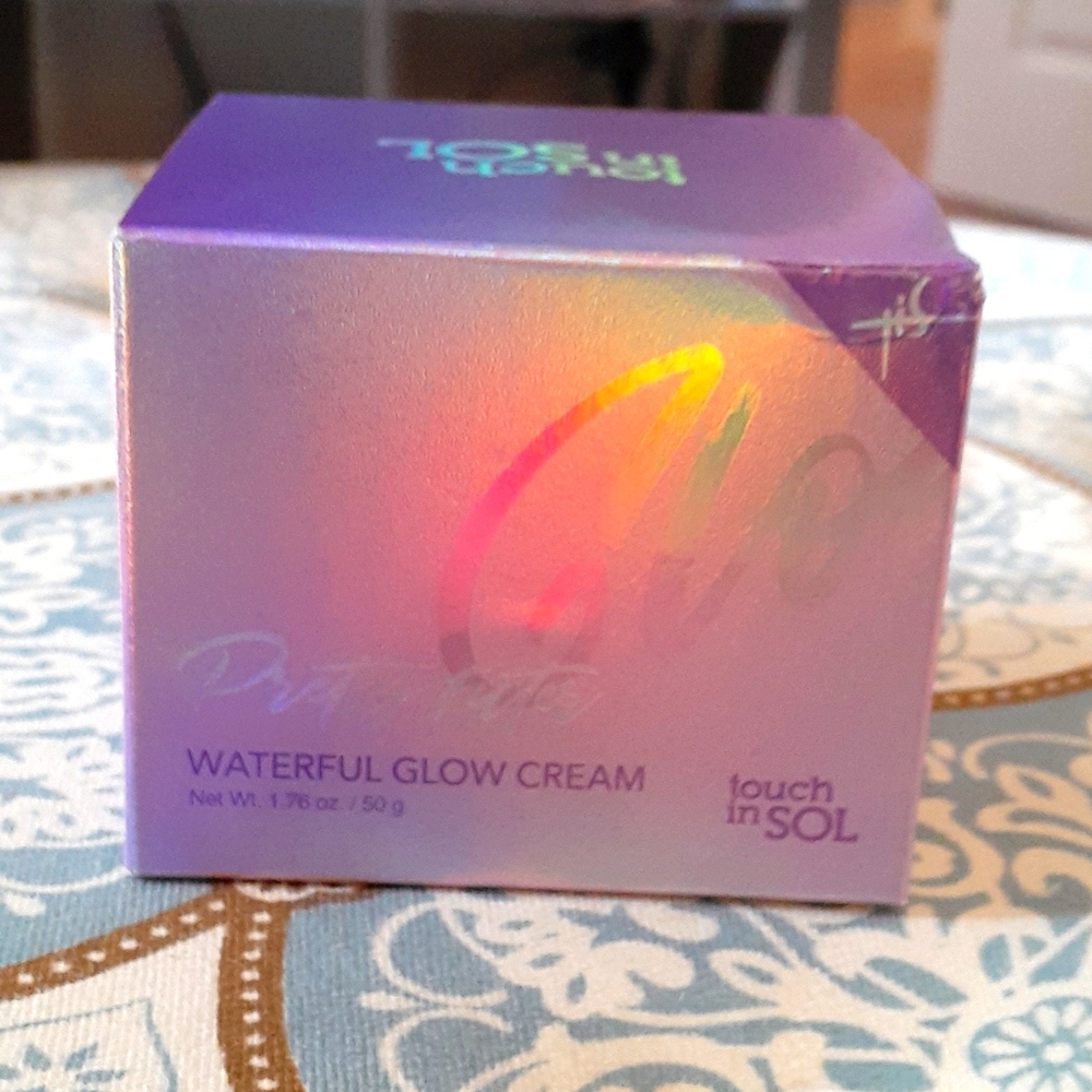 Touch in Sol Pretty Filter Waterful Glow Cream